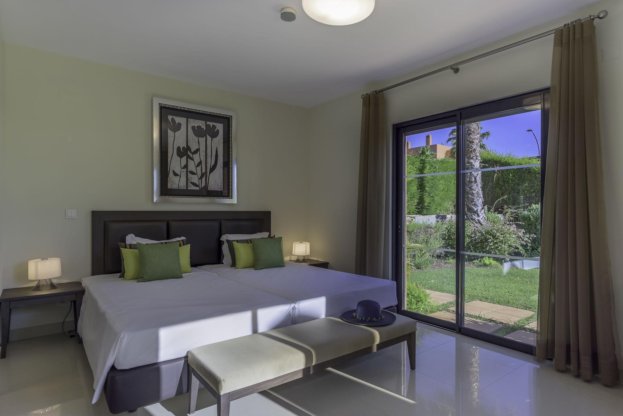 Amendoeira Golf Resort - Apartments And Villas Silves Exteriör bild